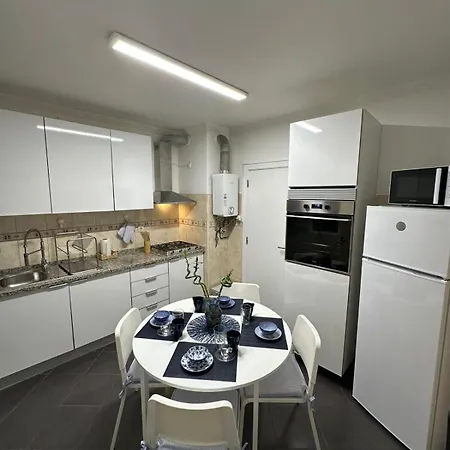 Cozy In The Heart Of Loures شقة Frielas