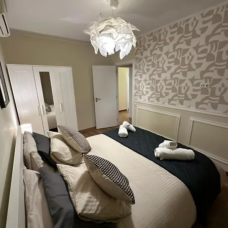 Cozy In The Heart Of Loures شقة